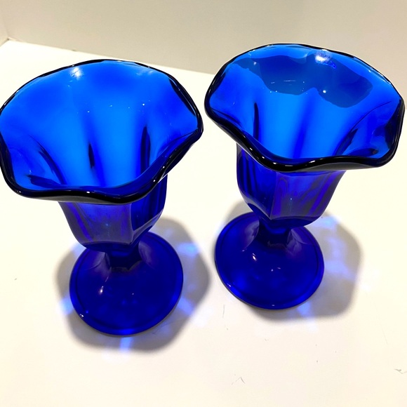 2 Anchor Hocking Cobalt Blue Glass Sundae Ice Cream Parfait Tulip Glasses - Picture 4 of 5